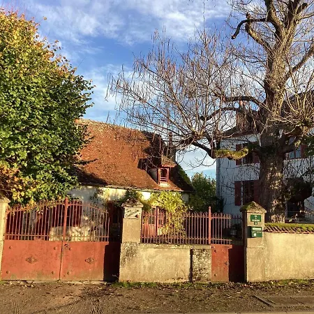 Hébergement de vacances Charming By River Allier Hiking Trails Le Veurdre