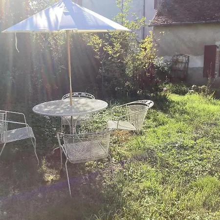 Charming By River Allier Hiking Trails בית נופש Le Veurdre
