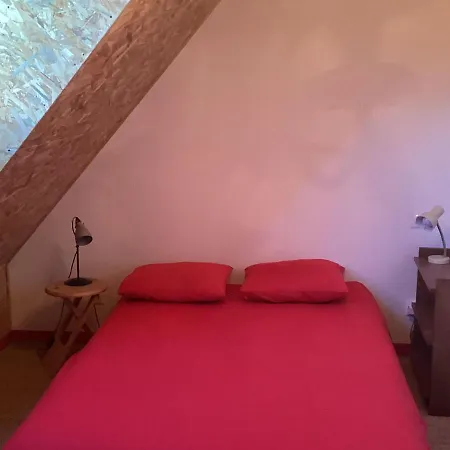 Charming By River Allier Hiking Trails Hébergement de vacances *