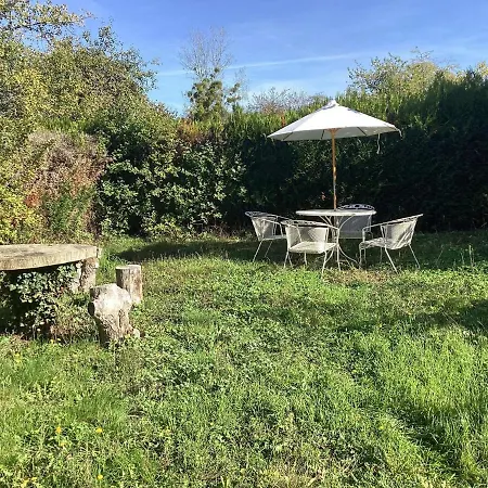 Hébergement de vacances Charming By River Allier Hiking Trails Le Veurdre