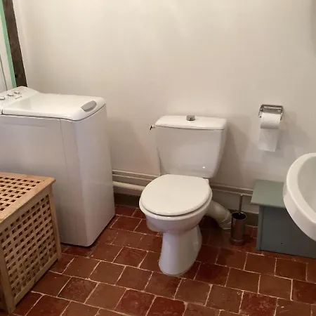 Charming By River Allier Hiking Trails Hébergement de vacances